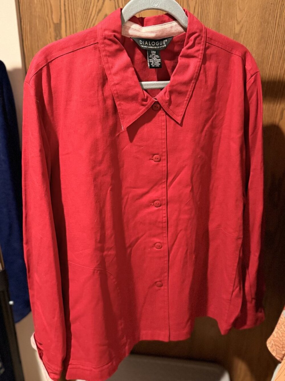 Dialogue 24W NWT Red Linen Blend Button Down